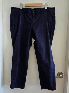 Khakis by GAP Vintage Rolled Crop Navy Chino Pants – Size 16R